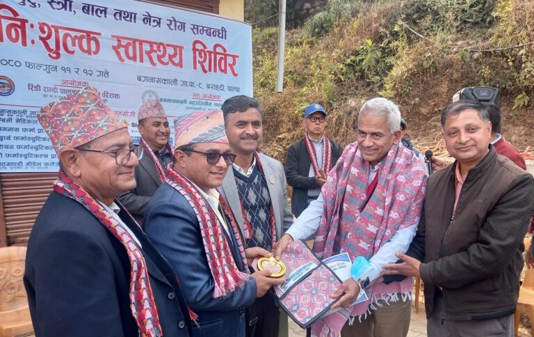 बराङ्दीमा भएको स्वास्थ्य शिविरबाट ६ सय ७० जनाले सेवा लिए